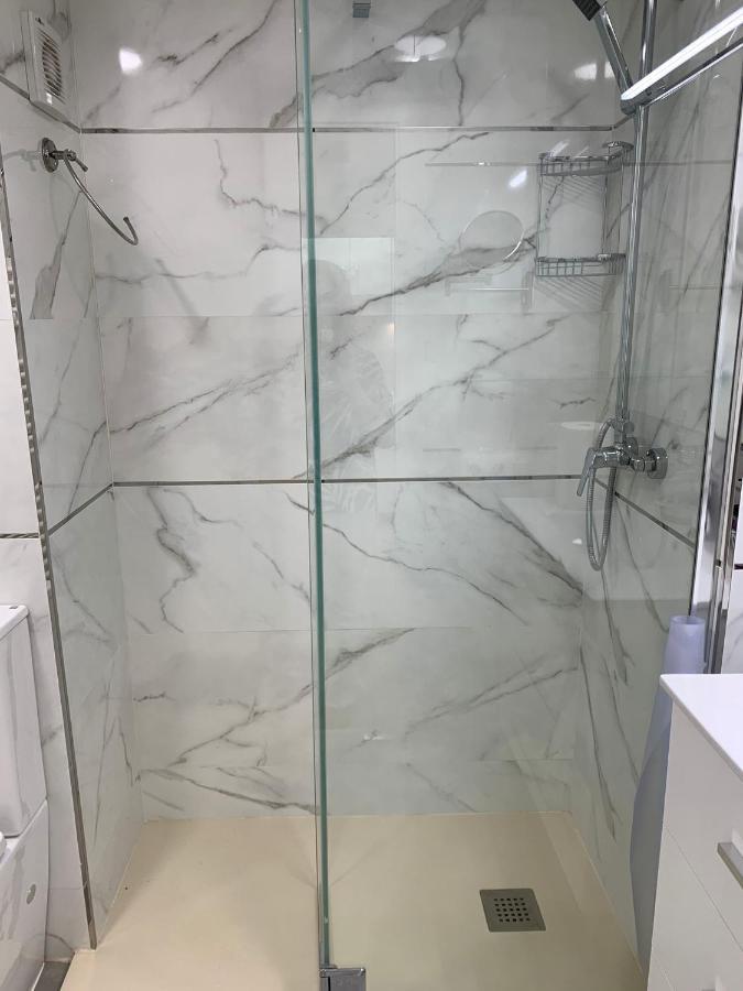 Salesas Centro Comercial Corte Ngles- Appartement *