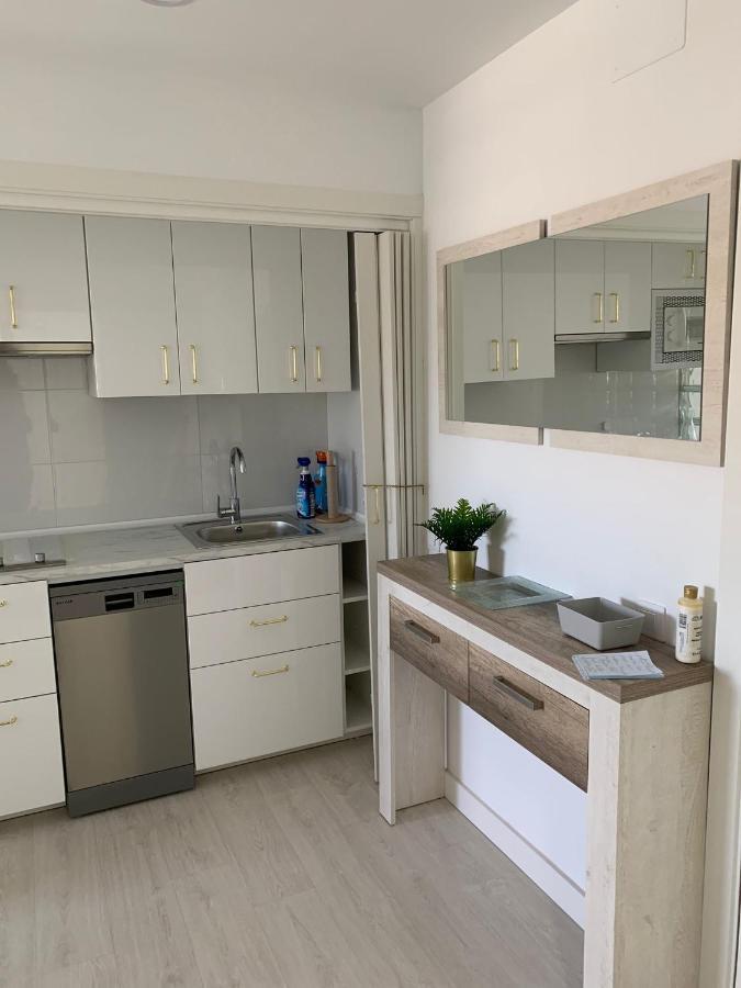 Salesas Centro Comercial Corte Ngles- Appartement